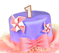 Virágok és egyéb díszek Masnik