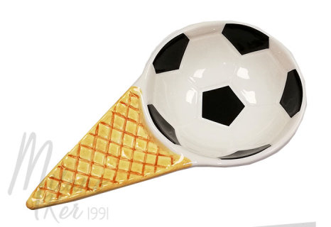 392_A Tölcséres futball kerámia fagylaltos kehely